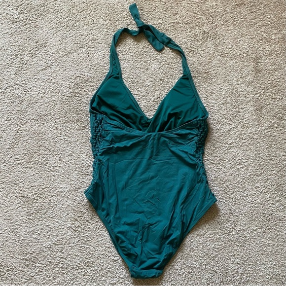 Loft ~ Hunter Green One Piece Halter Swim Suit ~ Lattice Detail ~ Size 14 - Picture 2 of 7